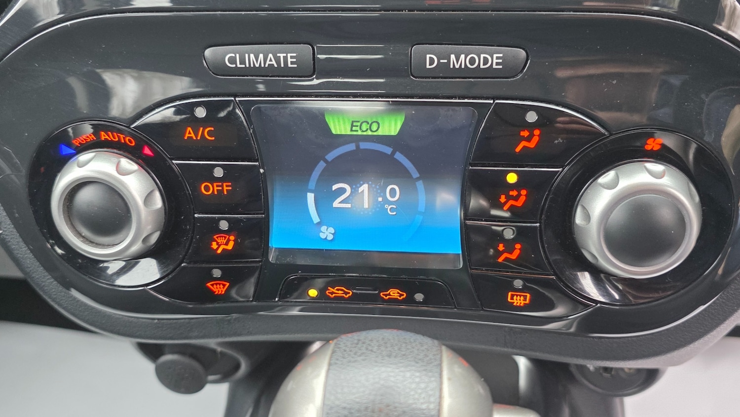 Used Nissan Juke 2011 for sale - 77864518: Photo 23