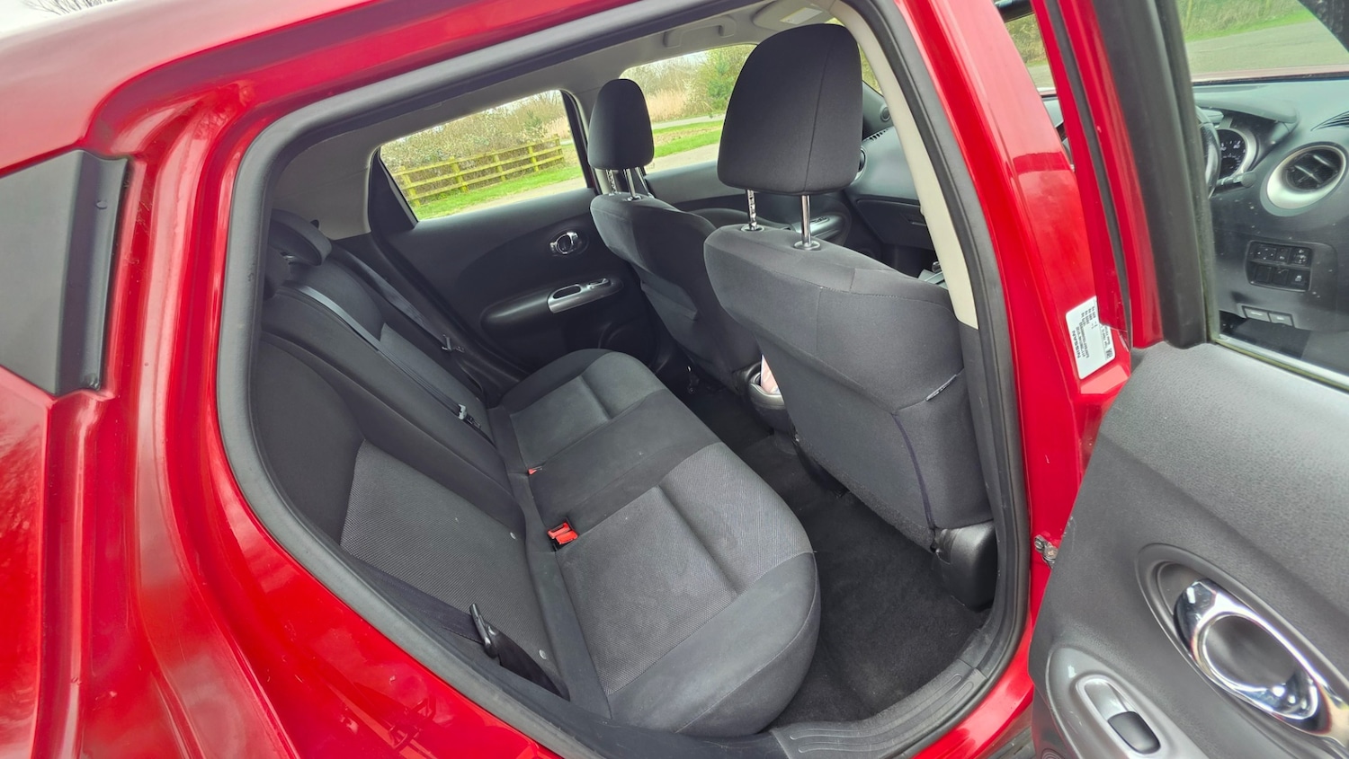 Used Nissan Juke 2011 for sale - 77864518: Photo 8