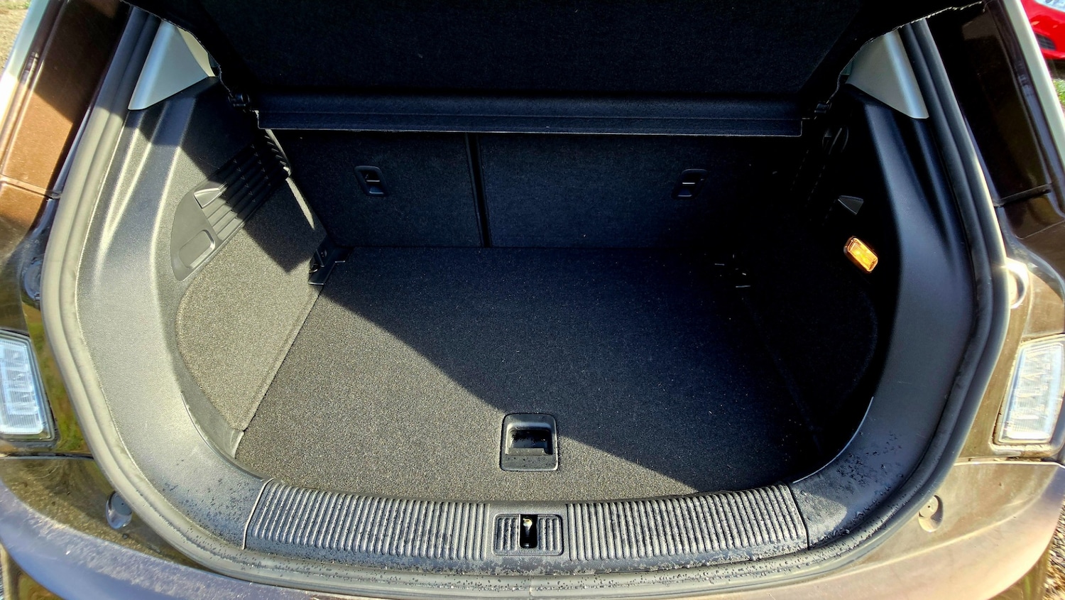 Vehicle 28