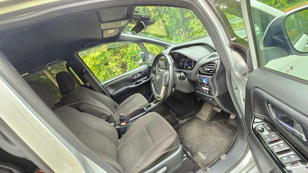 Used Toyota Voxy 2019 for sale - 75680587: Photo 23