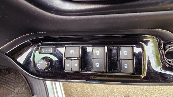 Used Toyota Voxy 2019 for sale - 75680587: Photo 25