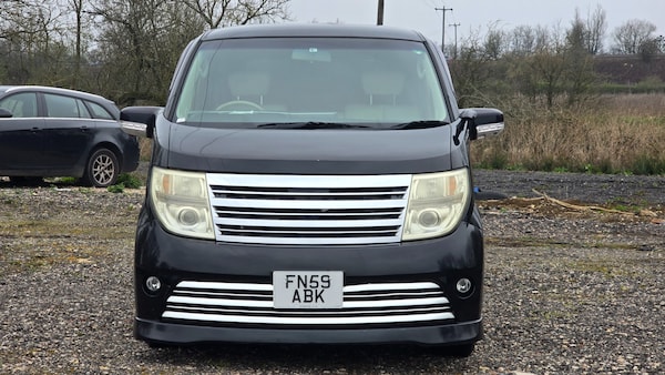 Used Nissan Elgrand 2022 for sale - 74463169: Photo 5