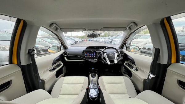 Used Toyota Aqua 2012 for sale - 73263491: Photo 5