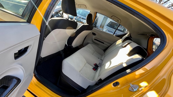 Used Toyota Aqua 2012 for sale - 73263491: Photo 6
