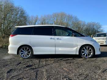 Used Toyota Estima 2011 for sale - 68191771: Photo