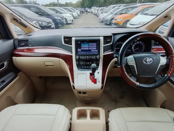 Used Toyota Alphard 2008 for sale - 76101523: Photo 15