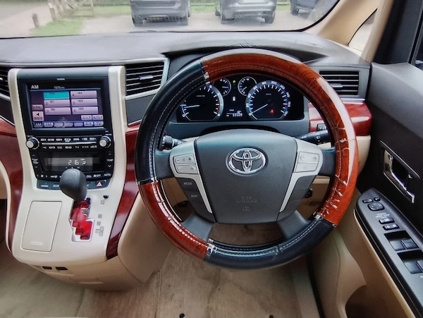 Used Toyota Alphard 2008 for sale - 76101523: Photo 16