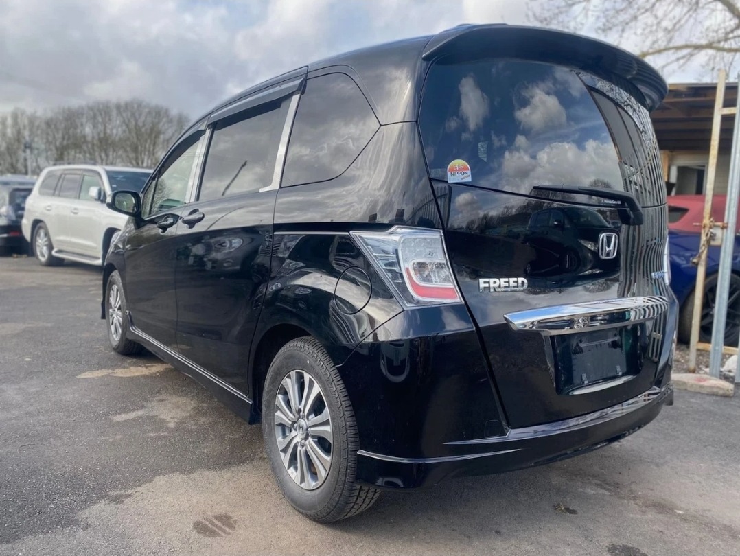 Used Honda Freed for sale - 76077869: Photo 5