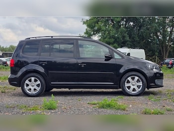 Used Volkswagen Touran undefined for sale - 79330006: Photo
