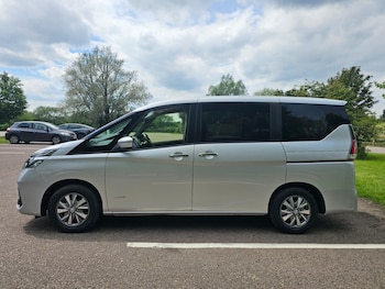 Used Nissan Serena 2022 for sale - 78915899: Photo