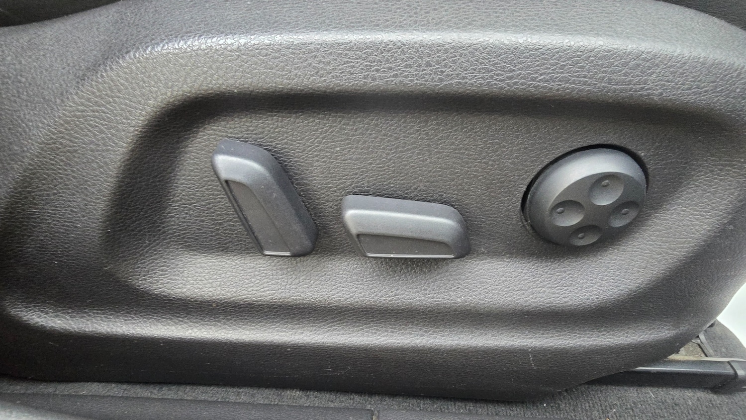 Used Audi Q3 2012 for sale - 76293340: Photo 14