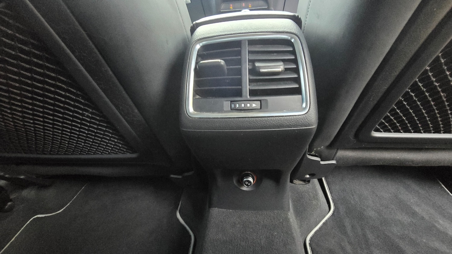 Used Audi Q3 2012 for sale - 76293340: Photo 19