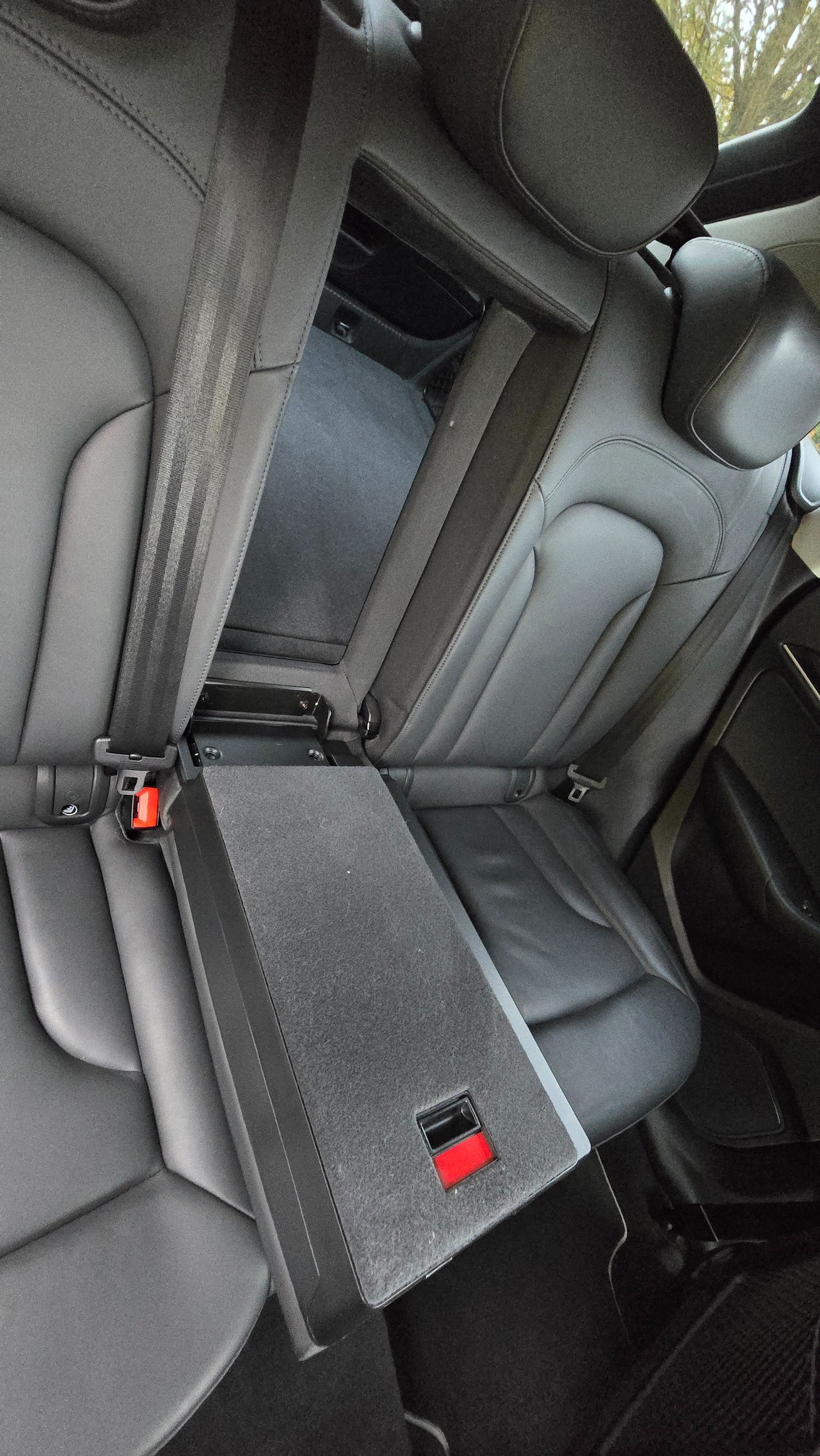 Used Audi Q3 2012 for sale - 76293340: Photo 41