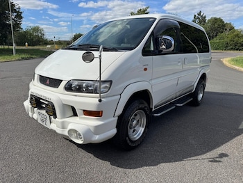 Used Mitsubishi Delica 2002 for sale - 79038241: Photo