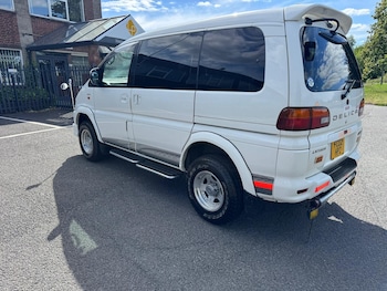 Used Mitsubishi Delica 2002 for sale - 79038241: Photo