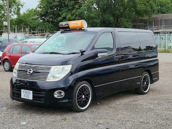 Nissan - Elgrand