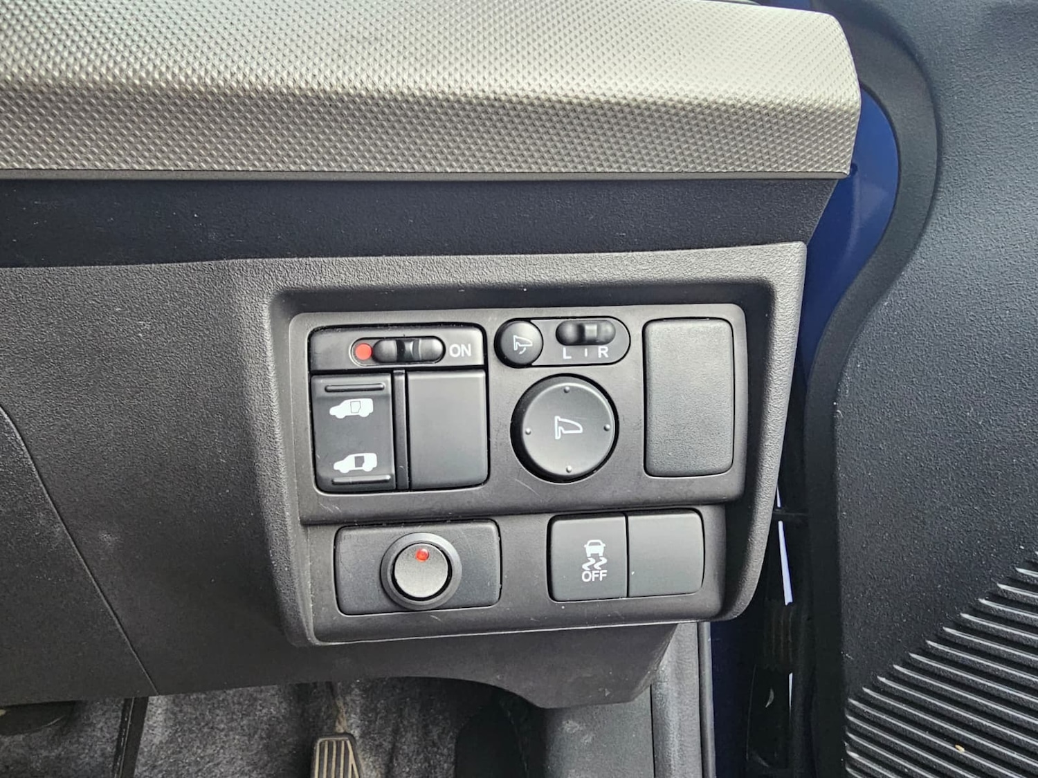 Used Honda Freed for sale - 76504743: Photo 32