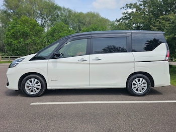 Used Nissan Serena 2020 for sale - 78906548: Photo