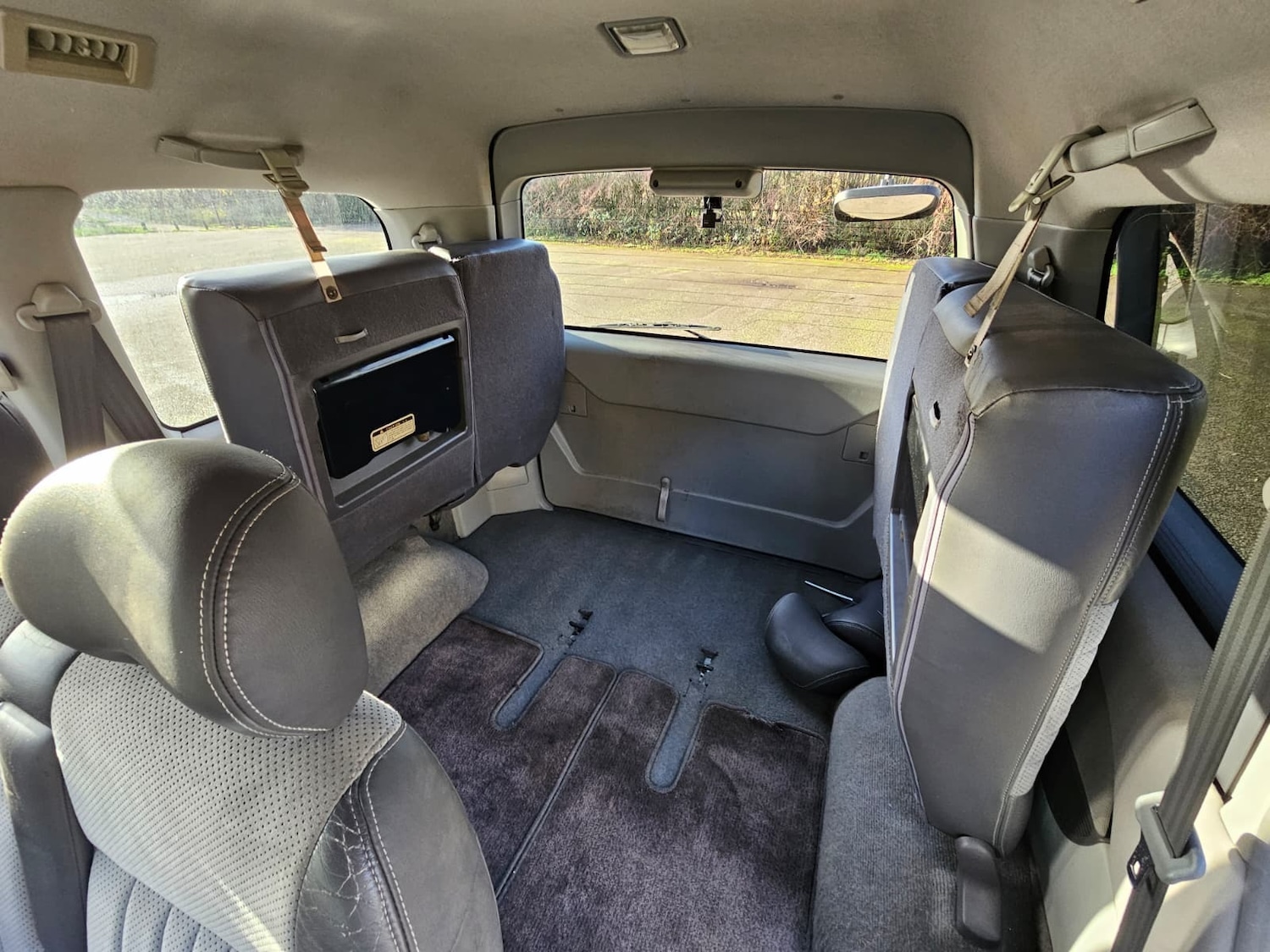 Used Mitsubishi Delica for sale - 76893079: Photo 18