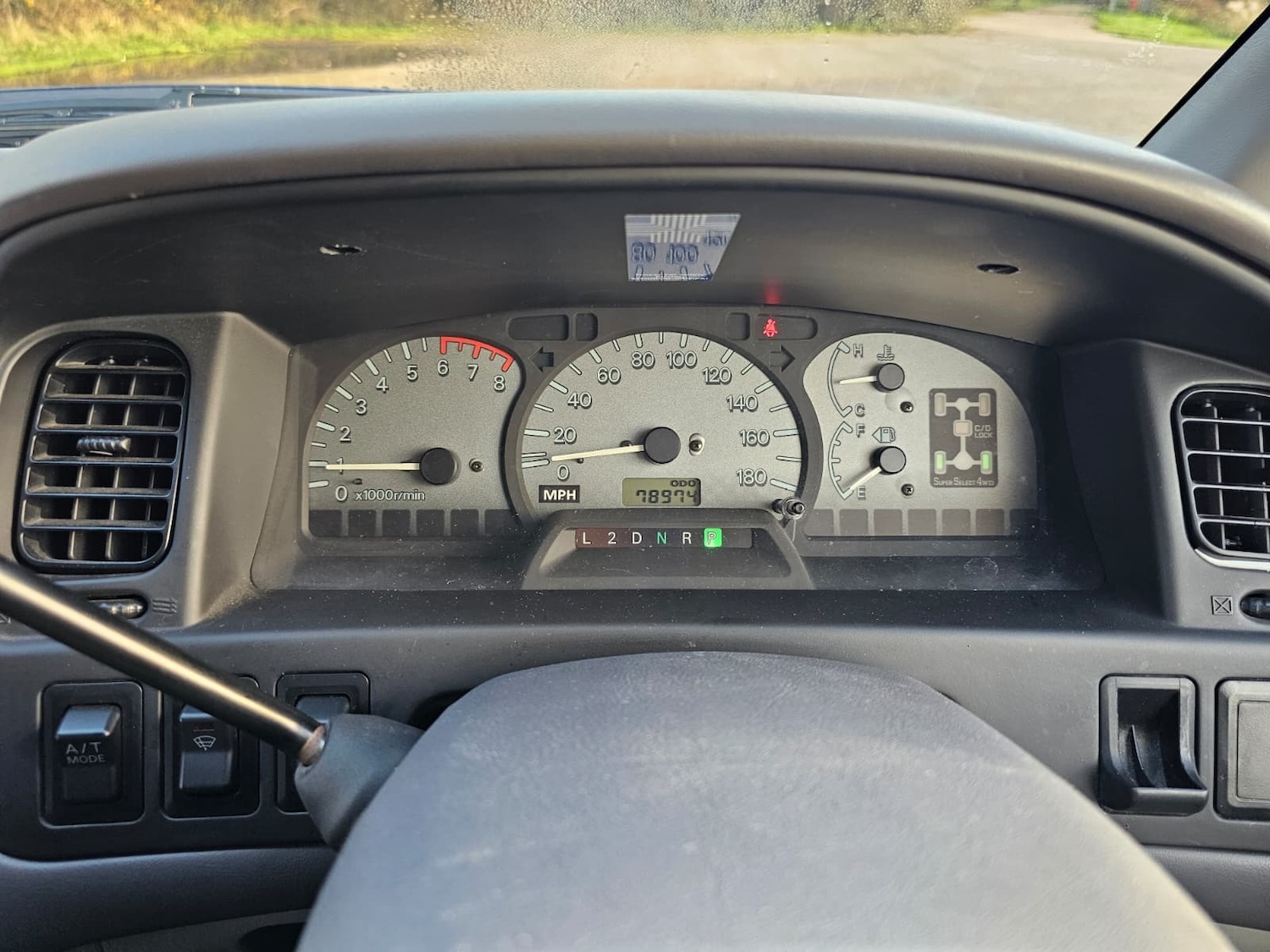 Used Mitsubishi Delica for sale - 76893079: Photo 27