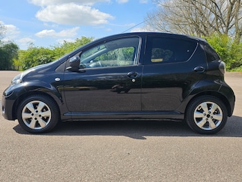 Used Toyota AYGO 2012 for sale - 78353430: Photo
