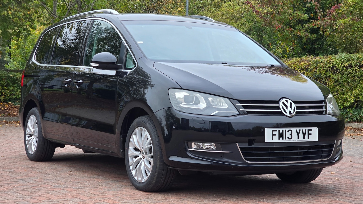 Used Volkswagen Sharan 2013 for sale - 76311437: Photo 1
