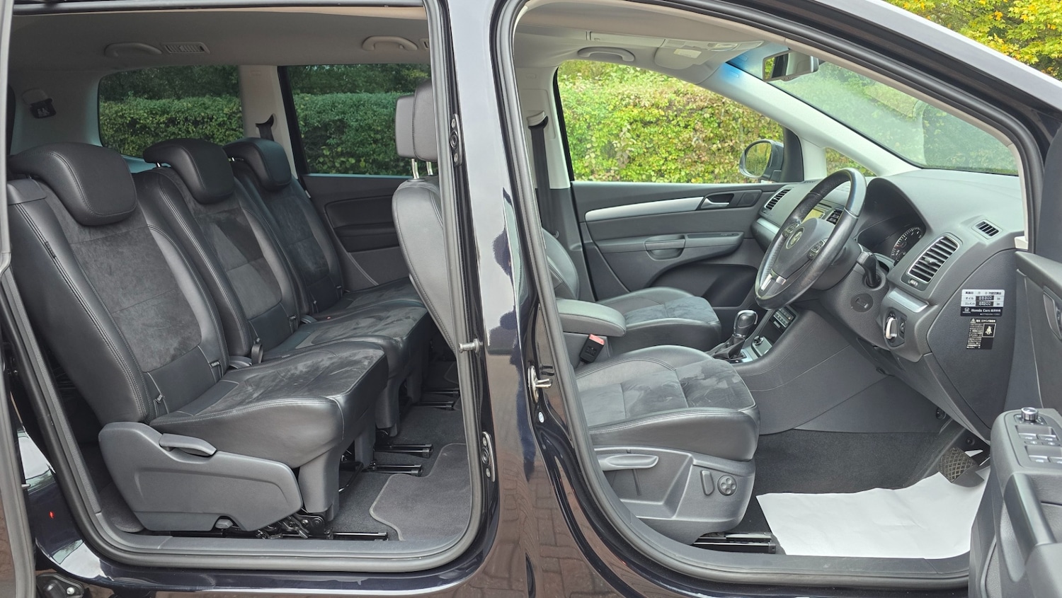 Used Volkswagen Sharan 2013 for sale - 76311437: Photo 11