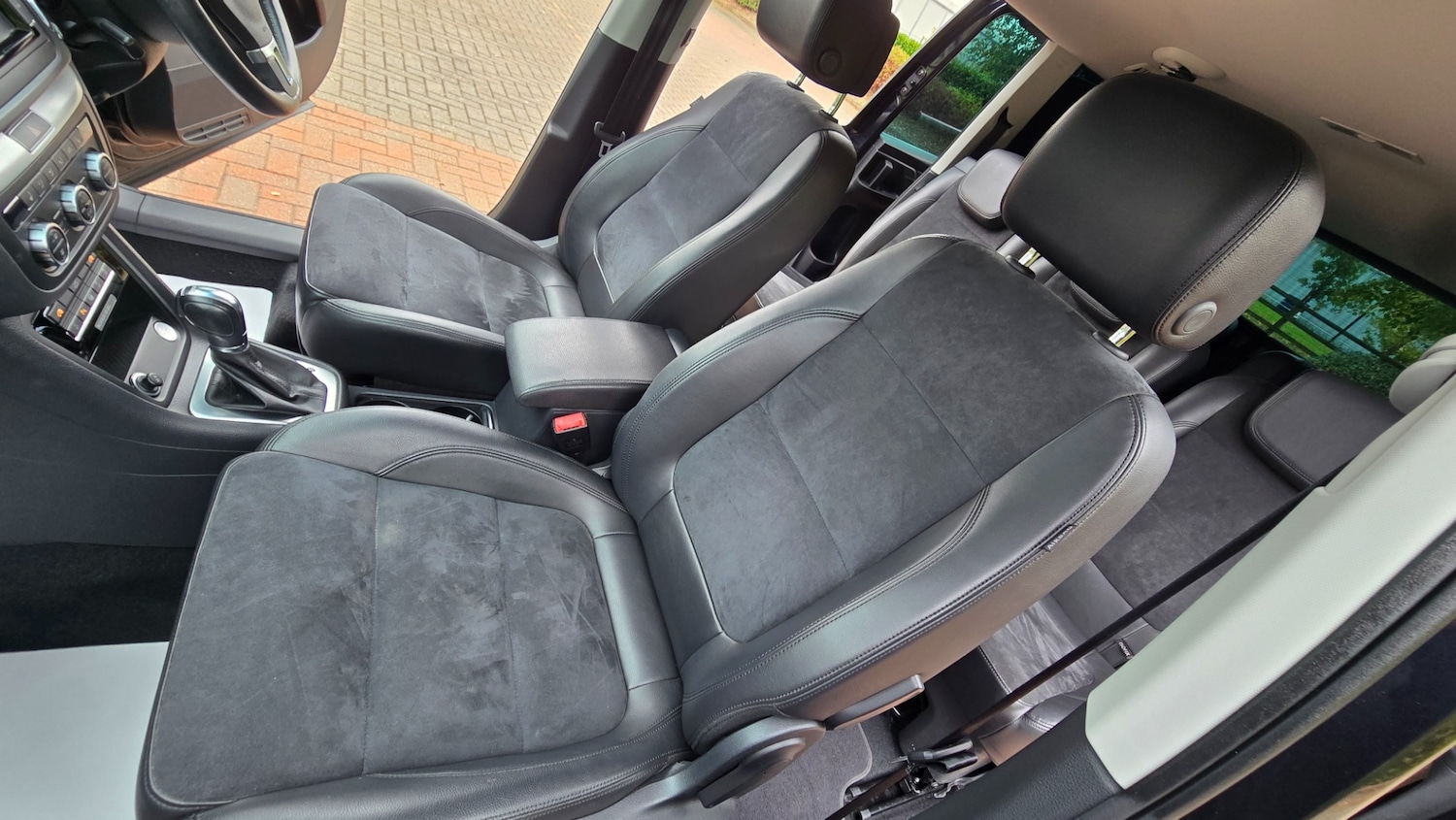 Used Volkswagen Sharan 2013 for sale - 76311437: Photo 16