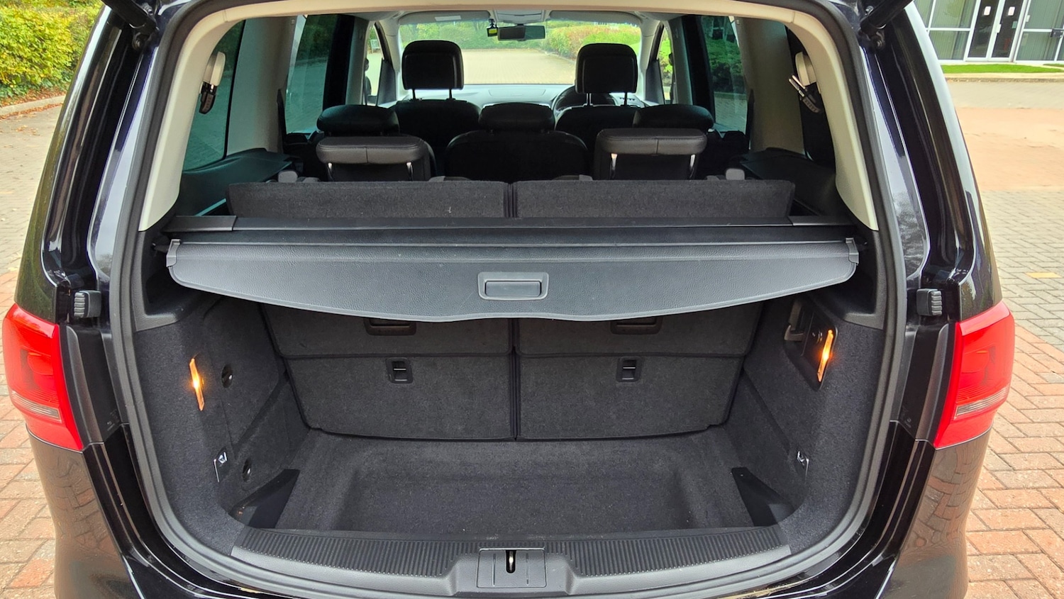 Used Volkswagen Sharan 2013 for sale - 76311437: Photo 22