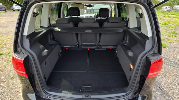 Used Volkswagen Touran for sale - 75369636: Photo 20