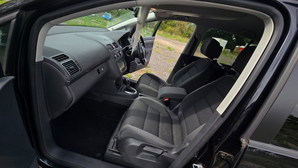 Used Volkswagen Touran for sale - 75369636: Photo 21