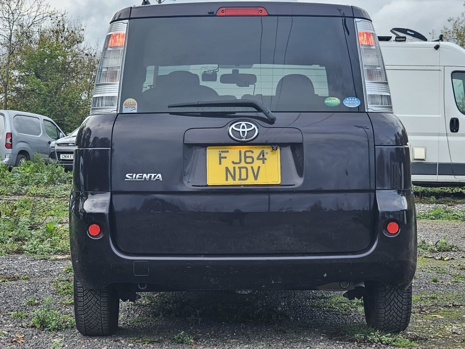 Used Toyota Sienta 2014 for sale - 75333301: Photo 10