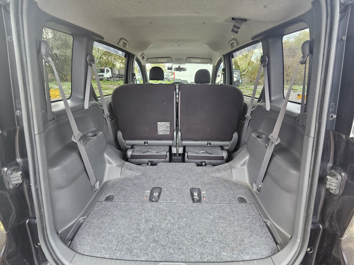 Used Toyota Sienta 2014 for sale - 75333301: Photo 14