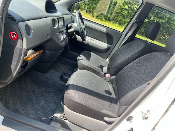 Used Toyota Sienta 2014 for sale - 75333301: Photo 15
