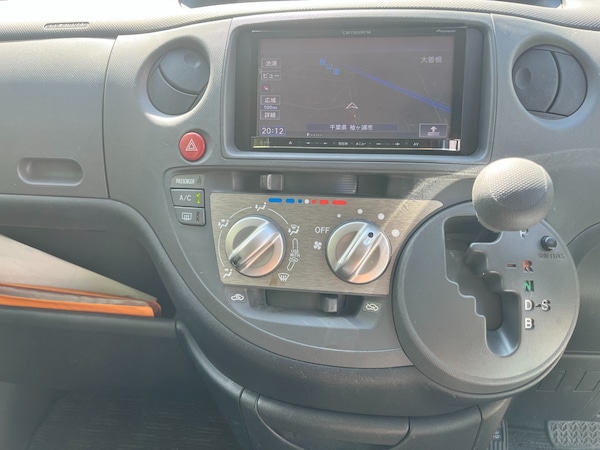 Used Toyota Sienta 2014 for sale - 75333301: Photo 20
