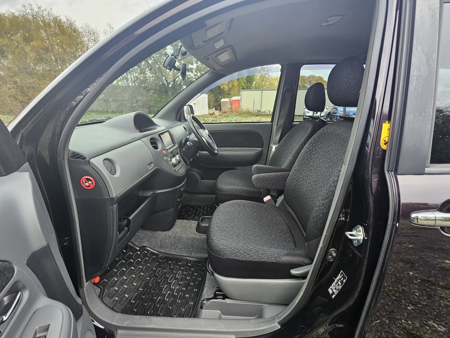 Used Toyota Sienta 2014 for sale - 75333301: Photo 21