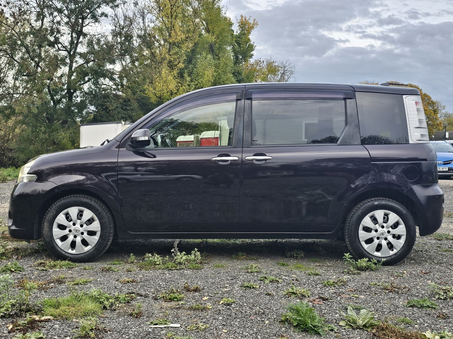 Used Toyota Sienta 2014 for sale - 75333301: Photo 3
