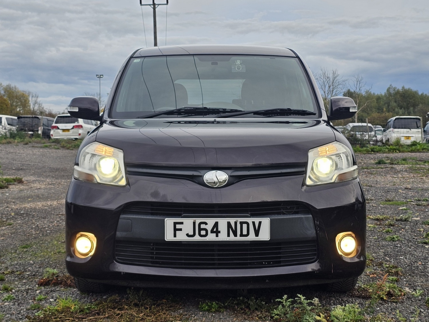 Used Toyota Sienta 2014 for sale - 75333301: Photo 4
