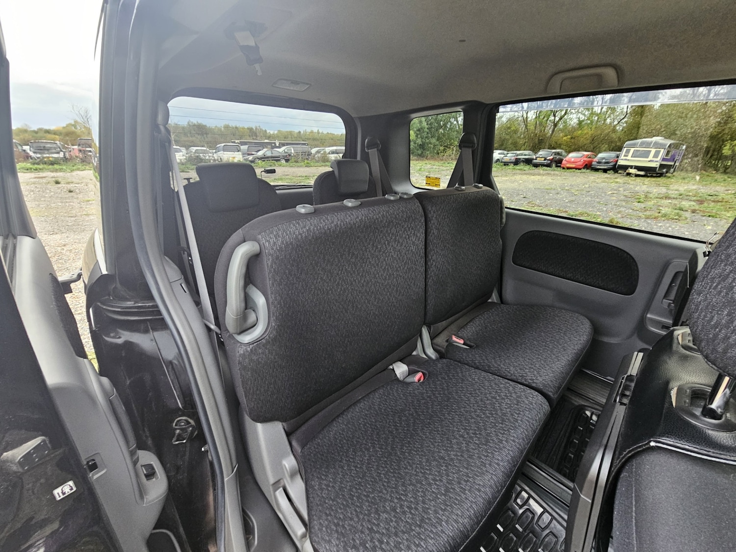 Used Toyota Sienta 2014 for sale - 75333301: Photo 8