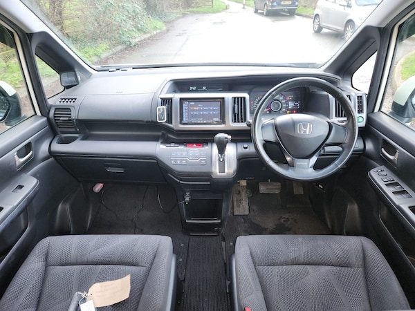 Used Honda Stepwagon 2012 for sale - 76090973: Photo 17