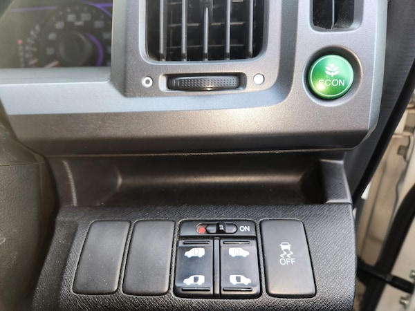 Used Honda Stepwagon 2012 for sale - 76090973: Photo 21