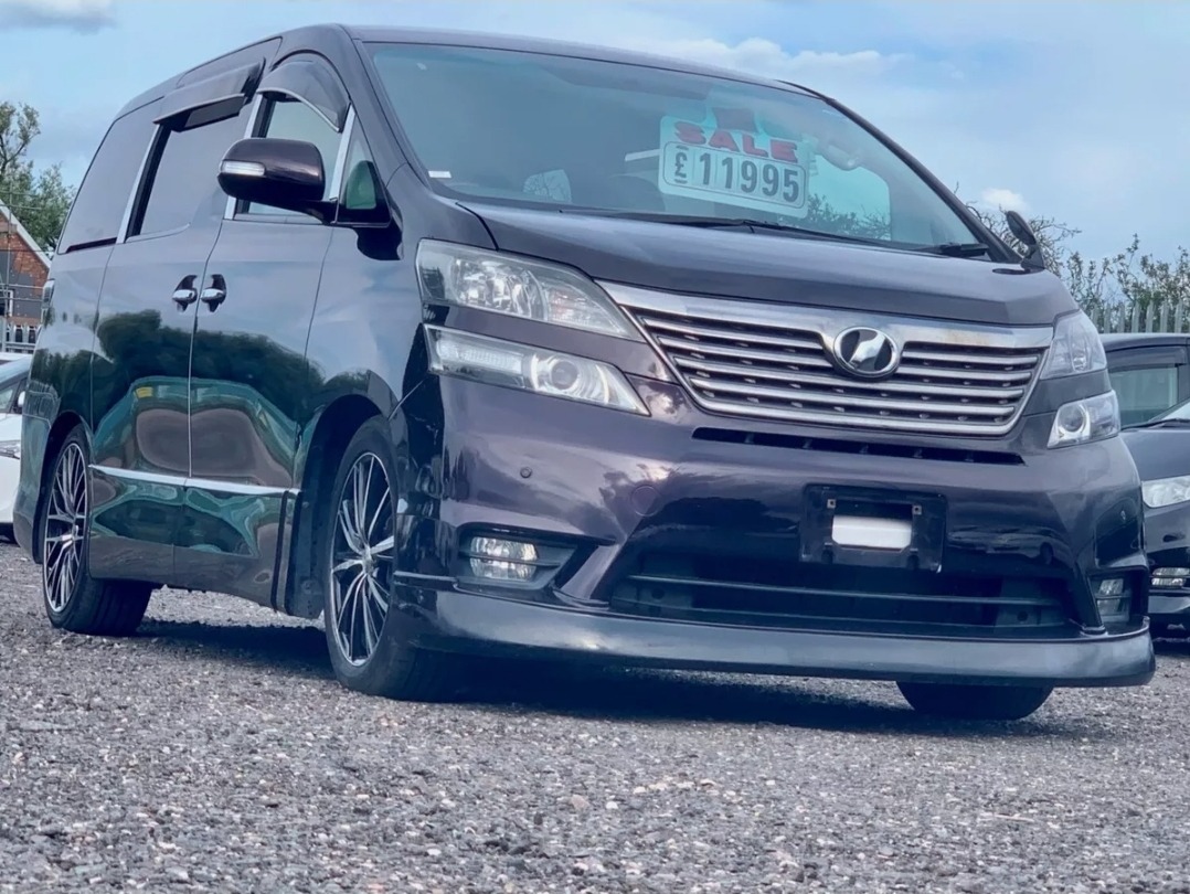 Used Toyota Vellfire for sale - 76036332: Photo 1