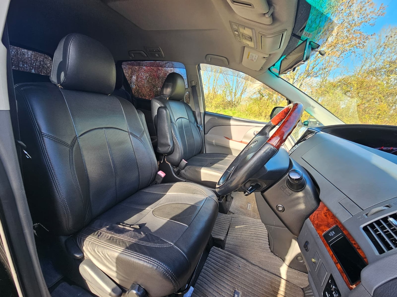 Used Toyota Estima for sale - 76694260: Photo 11