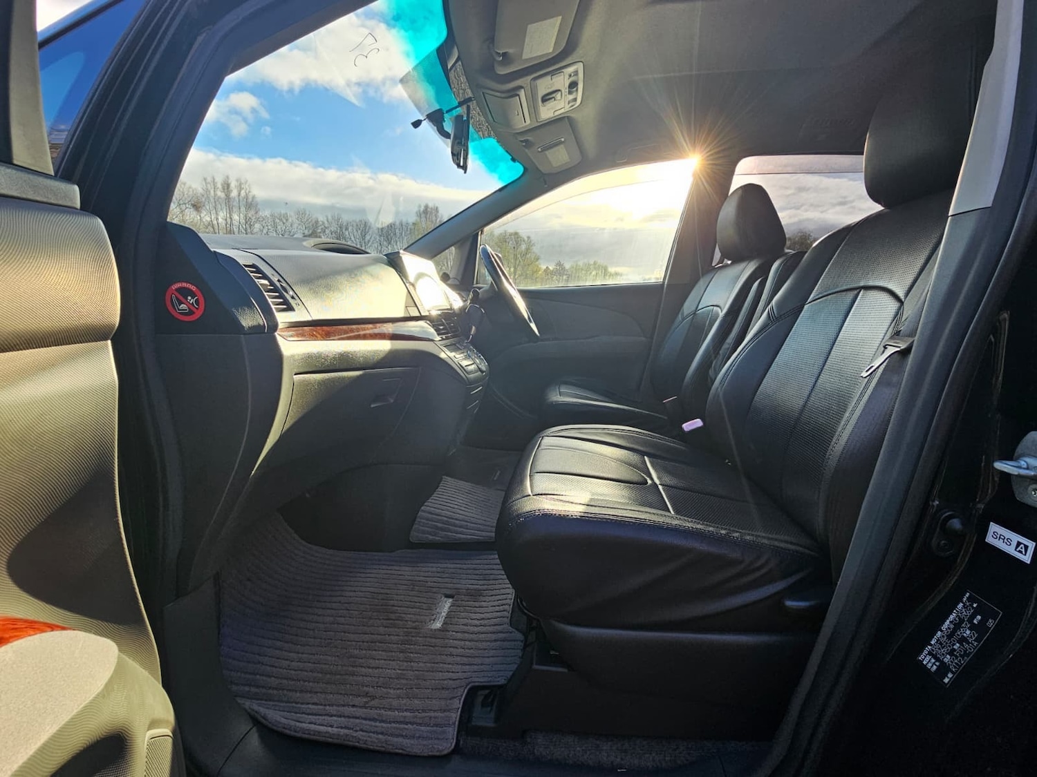 Used Toyota Estima for sale - 76694260: Photo 13