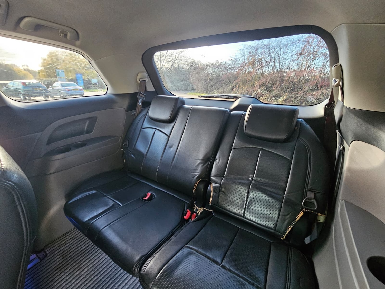 Used Toyota Estima for sale - 76694260: Photo 18