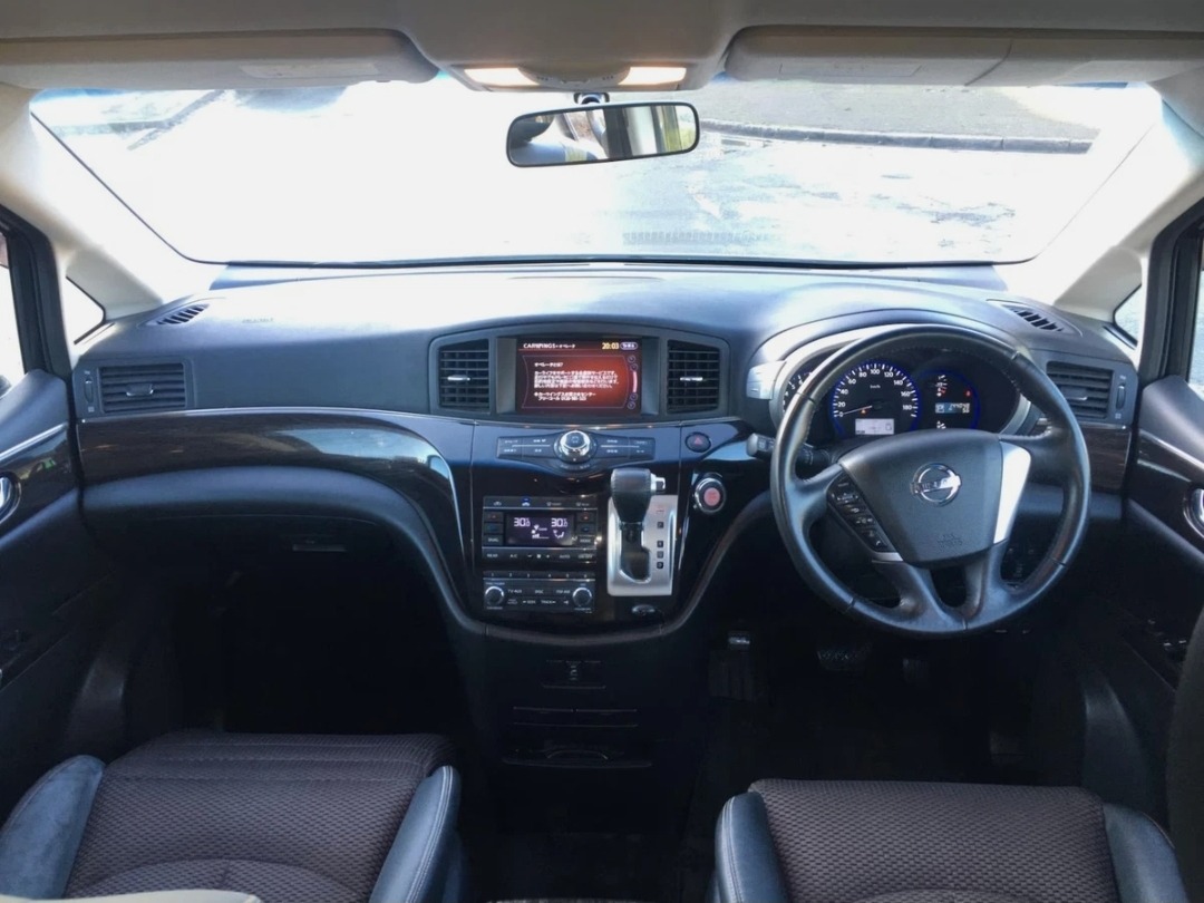 Used Nissan Elgrand for sale - 76076125: Photo 14