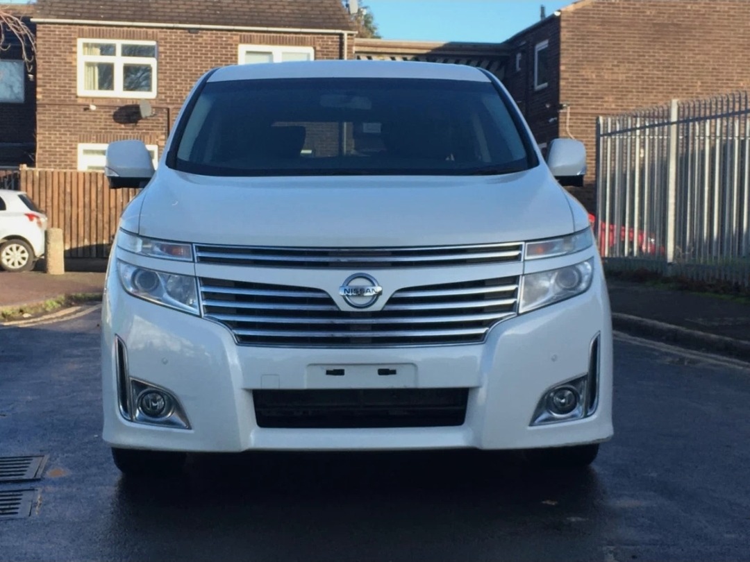 Used Nissan Elgrand for sale - 76076125: Photo 2