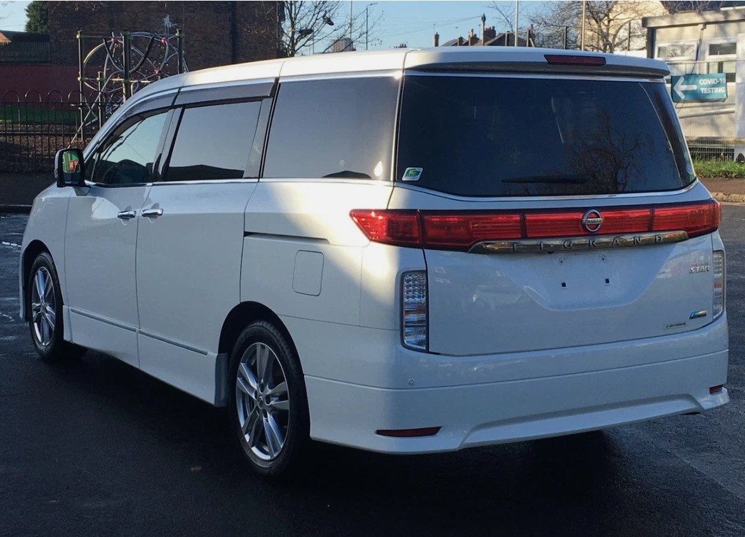 Used Nissan Elgrand for sale - 76076125: Photo 8