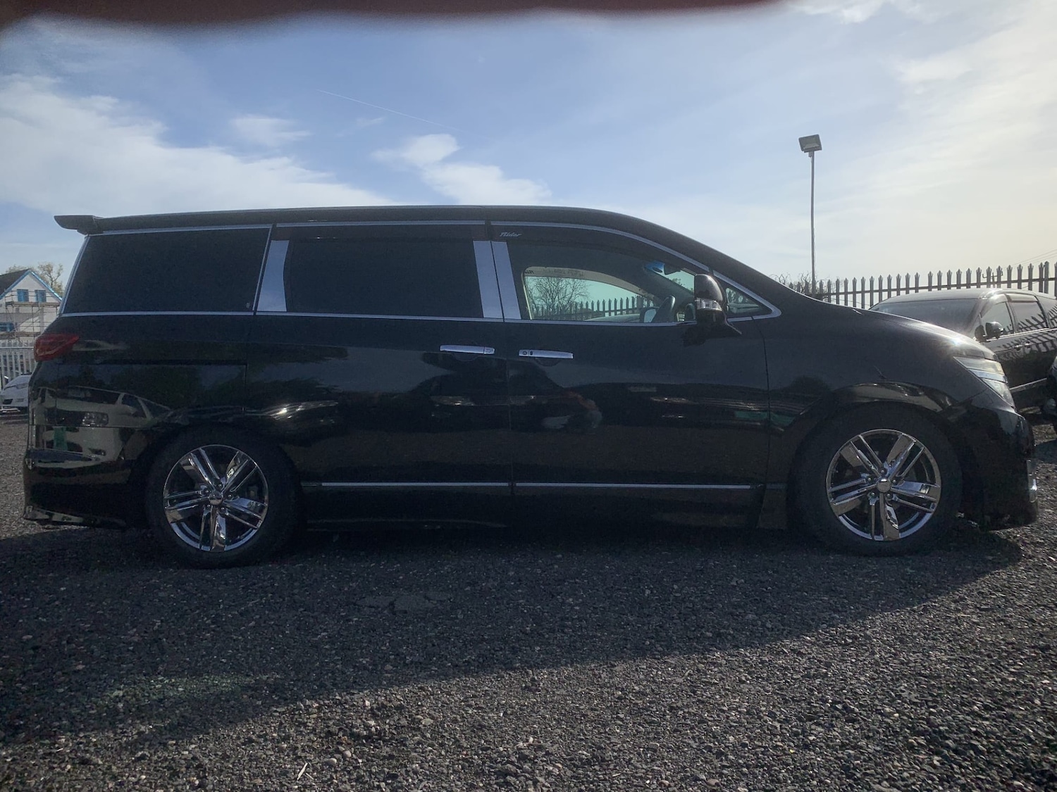 Used Nissan Elgrand 2011 for sale - 76144169: Photo 4