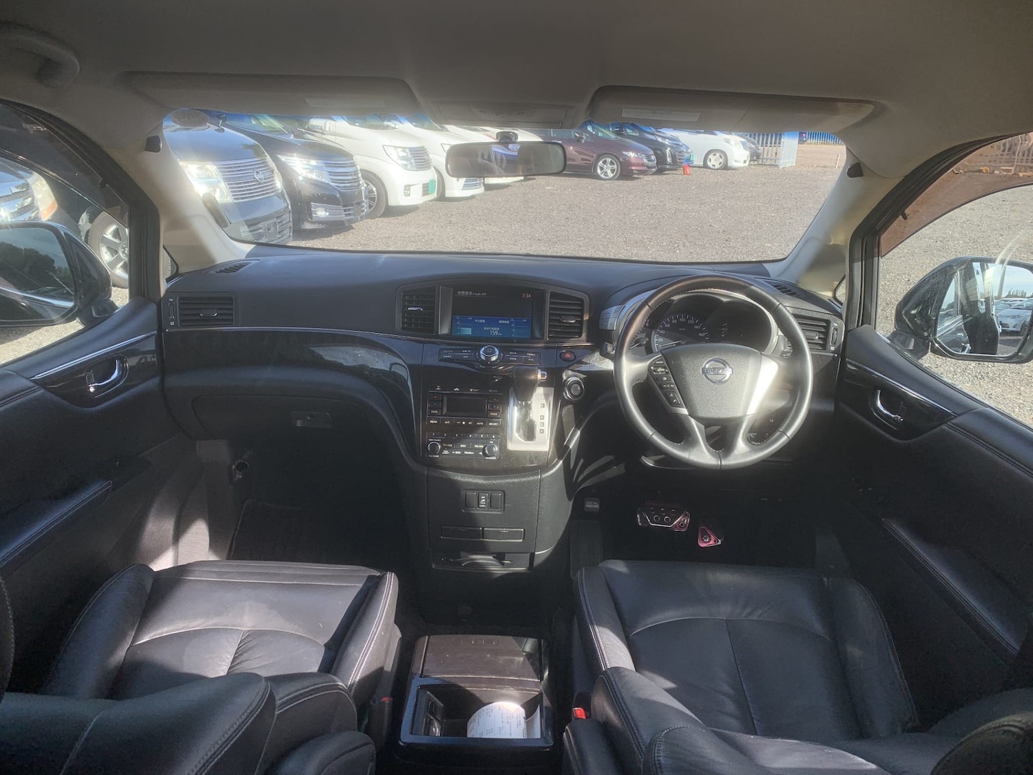 Used Nissan Elgrand 2011 for sale - 76144169: Photo 9